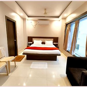 Hotel Home! Premium #Town Puri Near Golden Beach And Shree Jagannath Temple - Fully-Air-Conditioned-With-Lift-Wifi-Home Style-Food Menu-And Parking Facilities - Excellent Customer Service Awarded - Best Seller